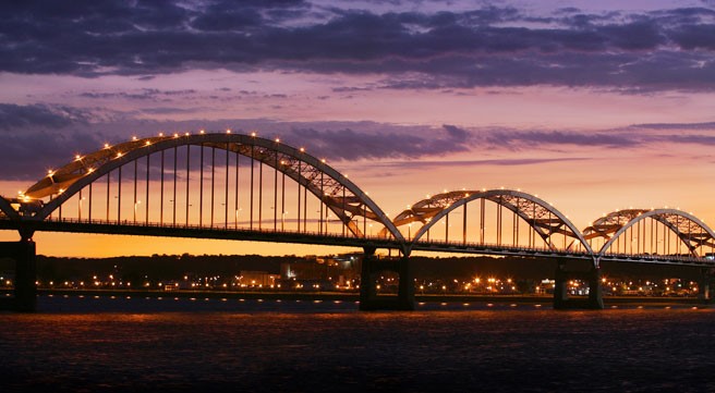 There are many reasons to consider independent living in Davenport, IA.