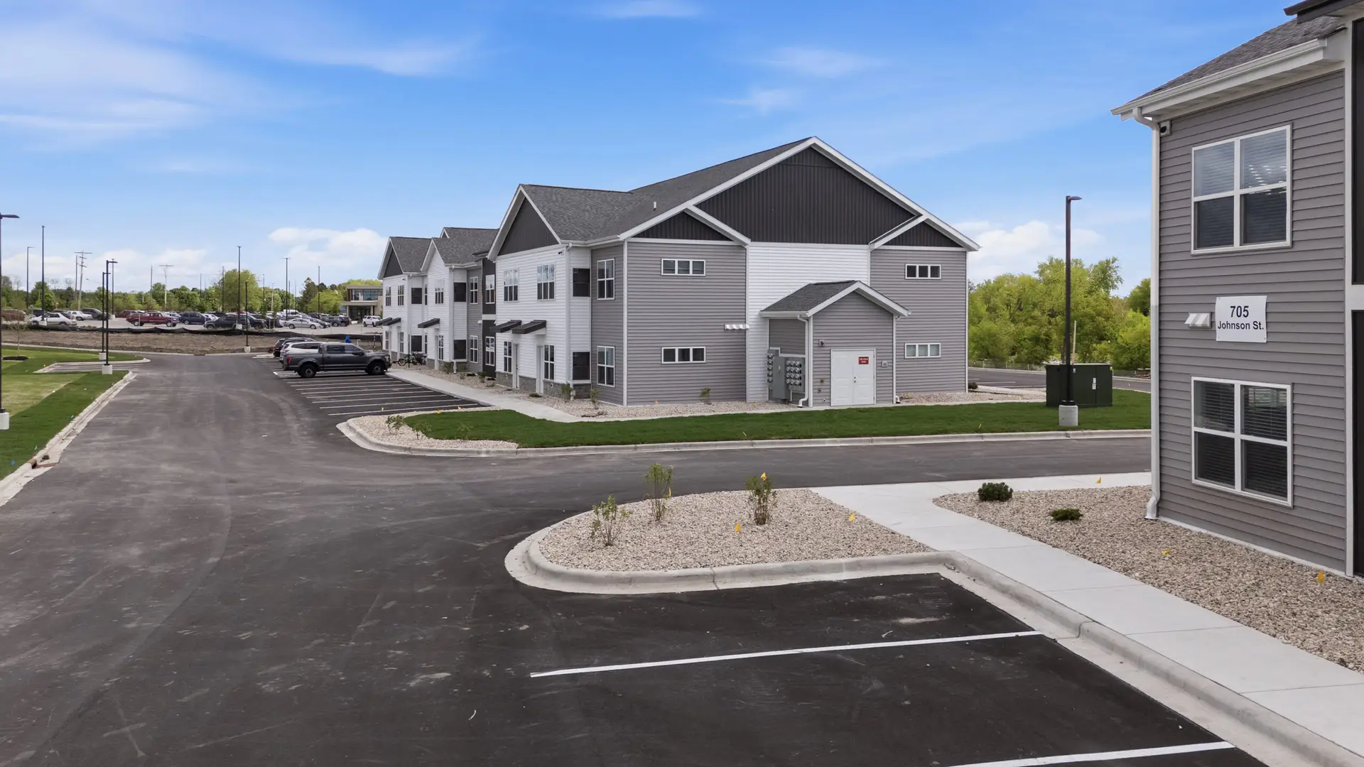 Lumin Terrace -Exterior-20