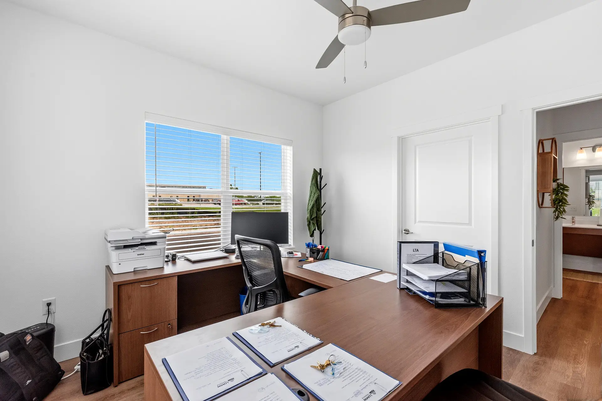 Lumin Terrace - Office-8